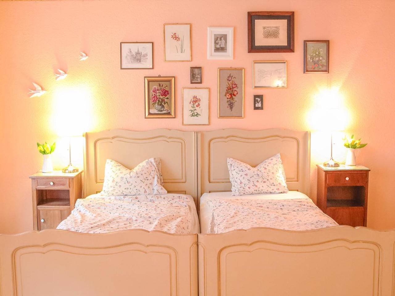 Frau Meise Bed & Breakfast Baden Exterior photo